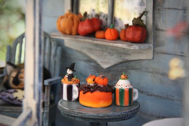 1. Dulciuri de Halloween_prajituri de Halloween in forma de dovleac si fantome